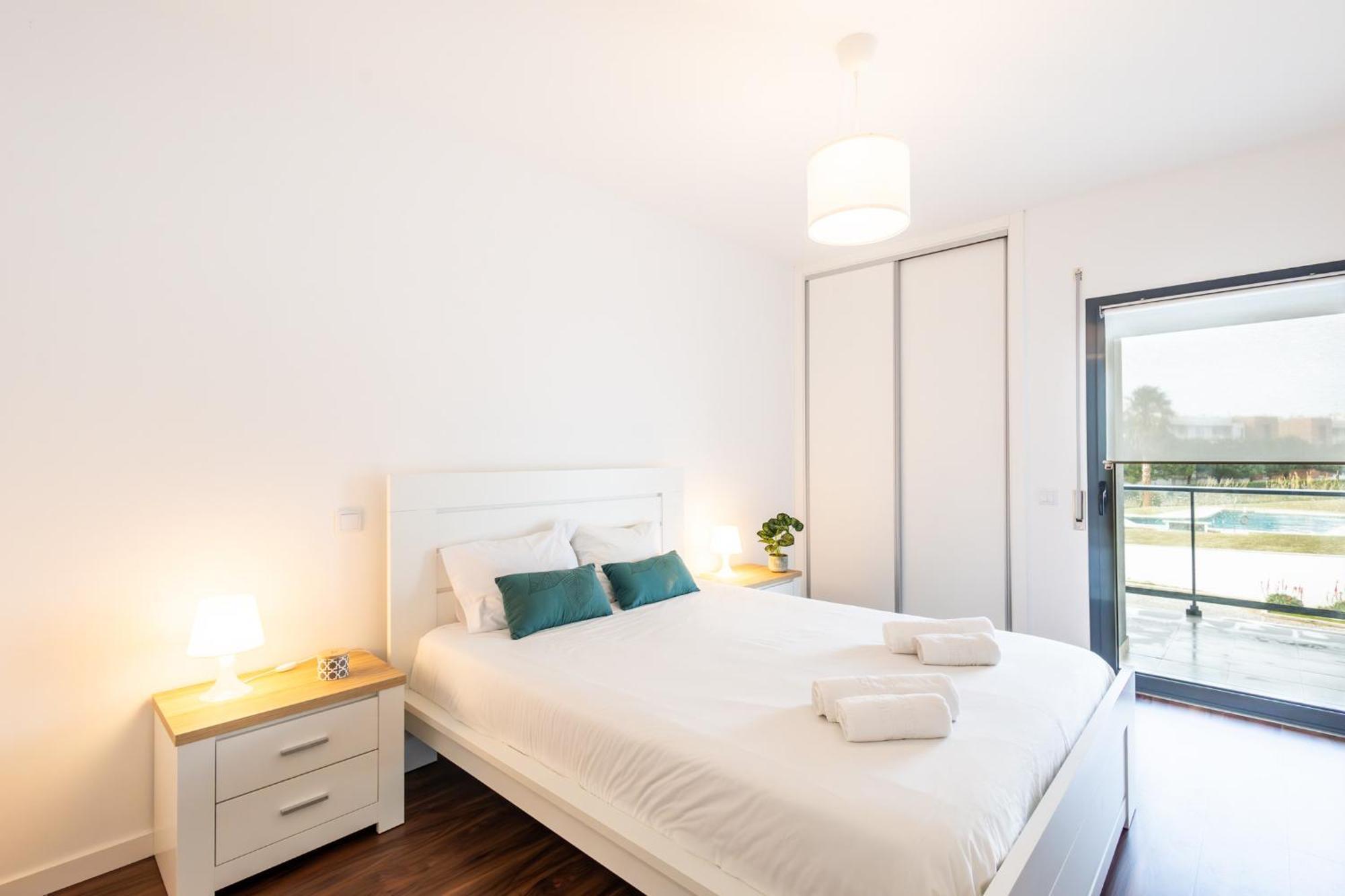 Wave Of Happiness Apartment Sao Martinho do Porto Exterior photo