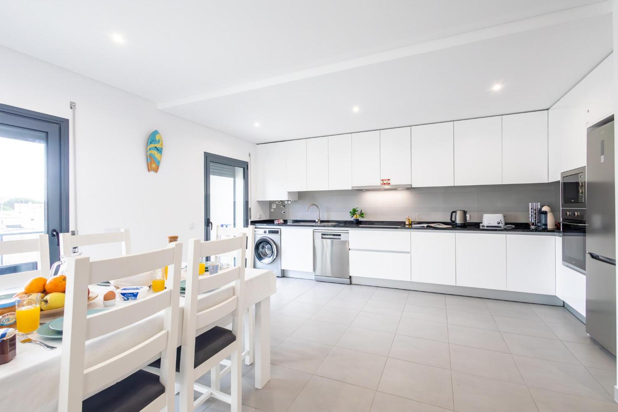 Wave Of Happiness Apartment Sao Martinho do Porto Exterior photo